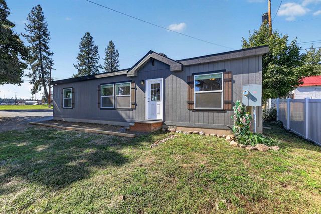 1116 W 1st St, Newport, WA 99156 property photo