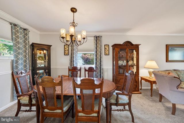 325 ACORN DR, Warminster, PA 18974