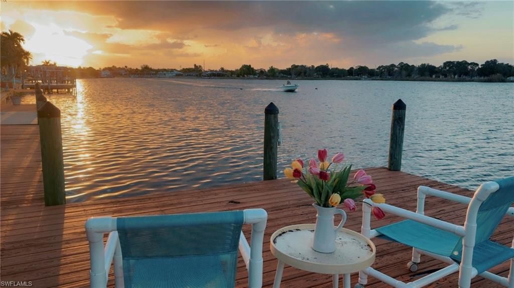 313 SE 6th ST, CAPE CORAL, FL 33990 — photo 4