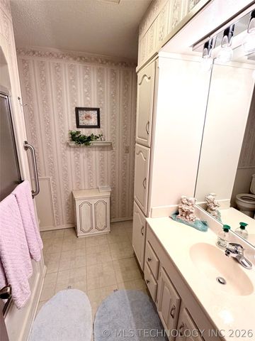 6988 Lakeside Circle, Kingston, OK 73439