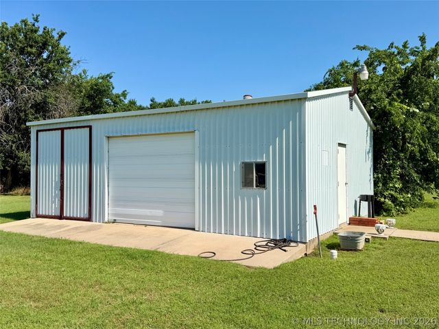 6988 Lakeside Circle, Kingston, OK 73439