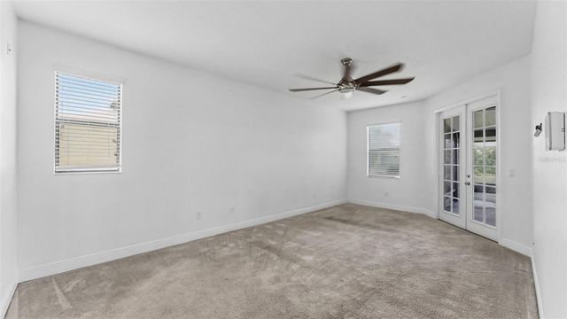 3950 SUNSET LAKE DRIVE, Lakeland, FL 33810
