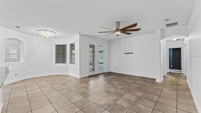 3950 SUNSET LAKE DRIVE, Lakeland, FL 33810
