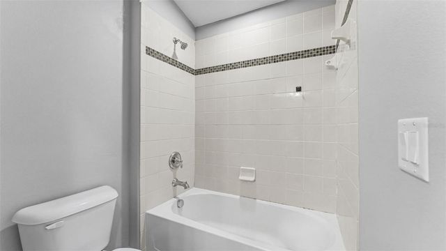 3950 SUNSET LAKE DRIVE, Lakeland, FL 33810