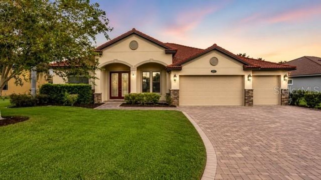 3950 SUNSET LAKE DRIVE, Lakeland, FL 33810
