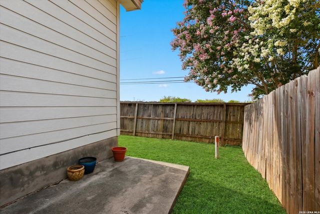 6918 SANDY POINT DR, San Antonio, TX 78244