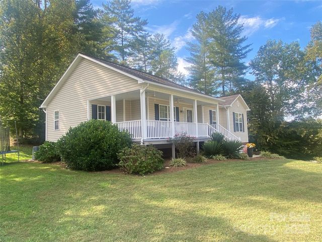 128 Forest Glen Way, Morganton, NC 28655