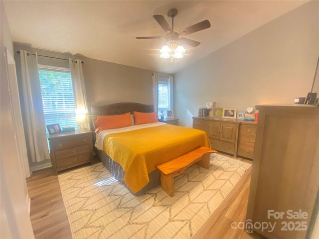 128 Forest Glen Way, Morganton, NC 28655