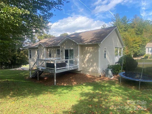 128 Forest Glen Way, Morganton, NC 28655