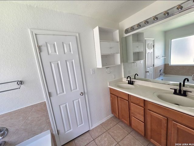 7530 Elegante Way, San Antonio, TX 78266