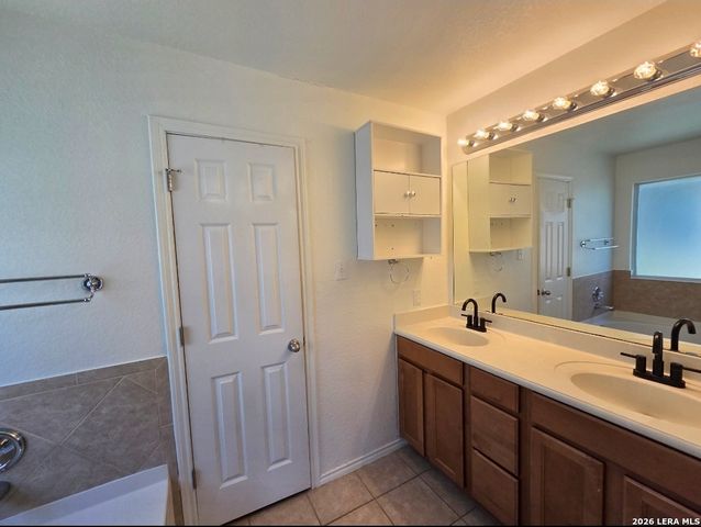 7530 Elegante Way, San Antonio, TX 78266