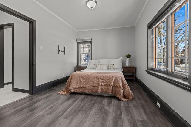 681 OAK STREET, Neenah, WI 54956