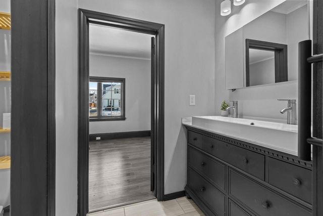 681 OAK STREET, Neenah, WI 54956