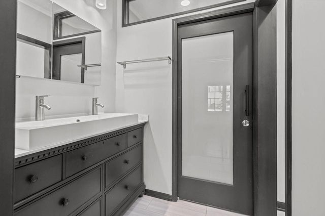 681 OAK STREET, Neenah, WI 54956