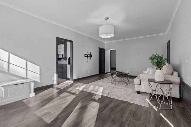 681 OAK STREET, Neenah, WI 54956