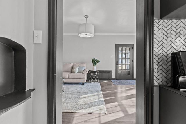 681 OAK STREET, Neenah, WI 54956