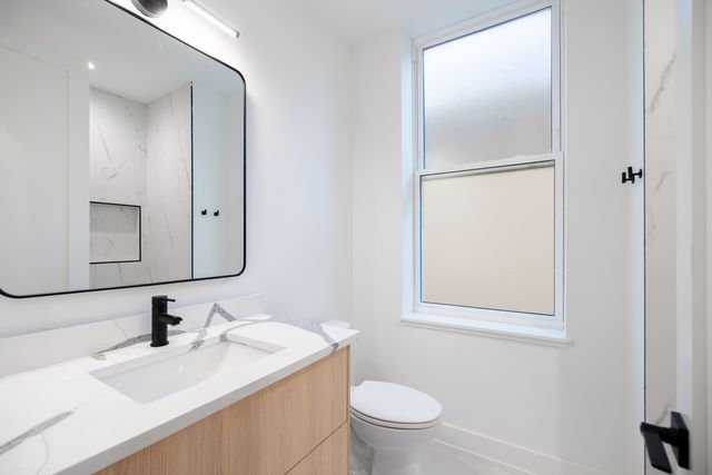 2113 N Kenmore Avenue 1, Chicago, IL 60614