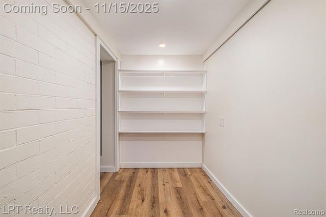 311 S Lemen Street, Fenton, MI 48430