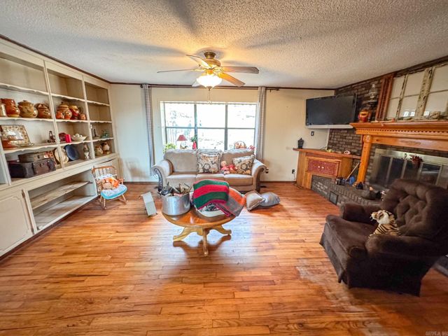 2482 County Road 3451, Clarksville, AR 72830