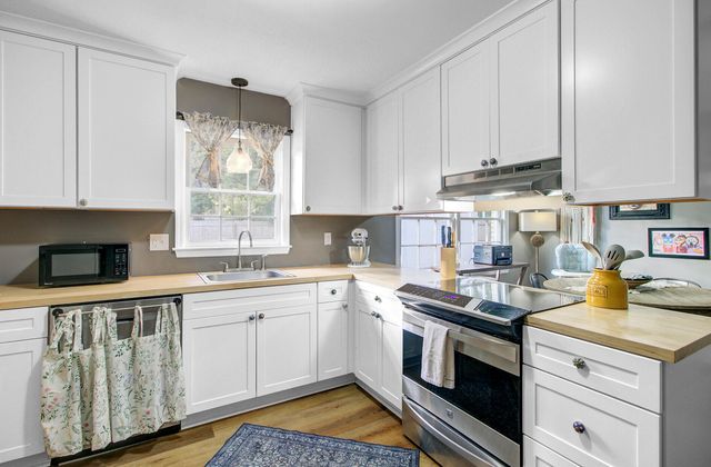 113 Sprucewood Drive, Summerville, SC 29485