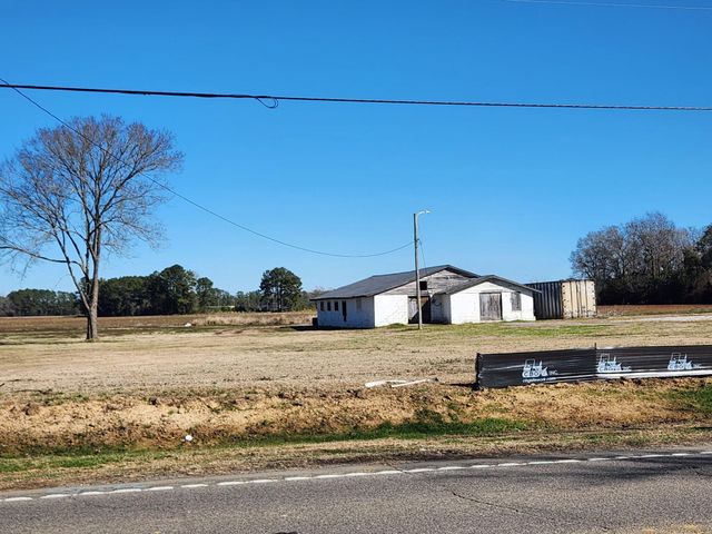 9851 Charleston Highway, Saint George, SC 29477