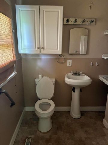 9851 Charleston Highway, Saint George, SC 29477