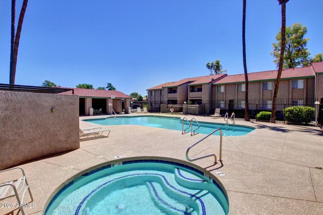 533 W GUADALUPE Road 1104, Mesa, AZ 85210