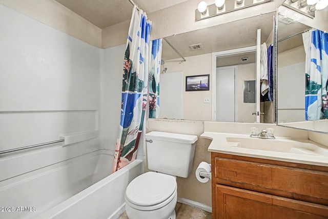 533 W GUADALUPE Road 1104, Mesa, AZ 85210
