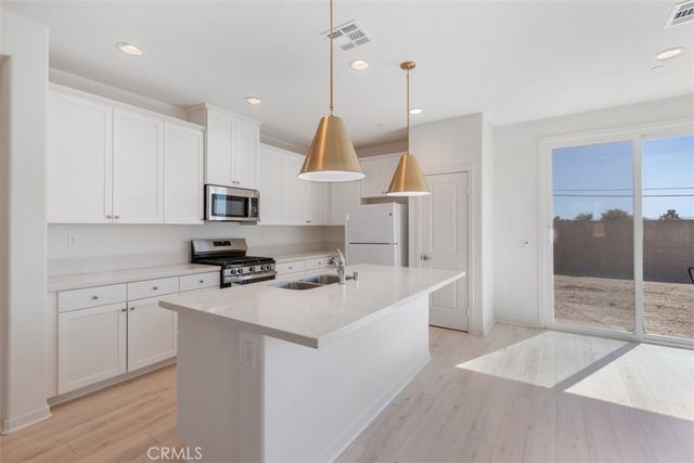 3708 Santa Ynez, Rosamond, CA 93560