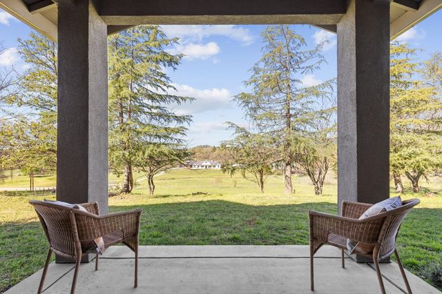 13399 Bell Brook Dr, Auburn, CA 95602