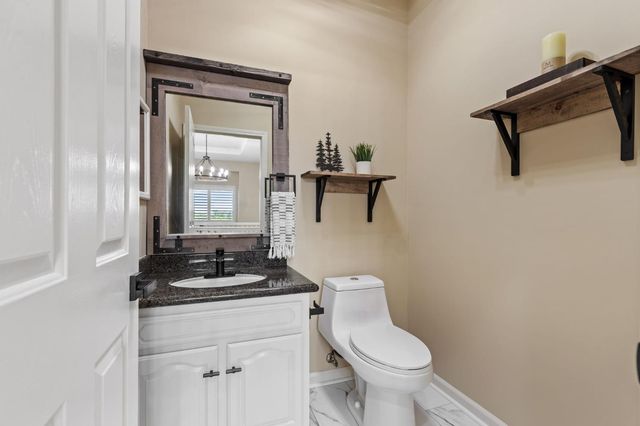 13399 Bell Brook Dr, Auburn, CA 95602