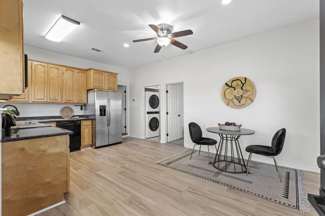 13399 Bell Brook Dr, Auburn, CA 95602