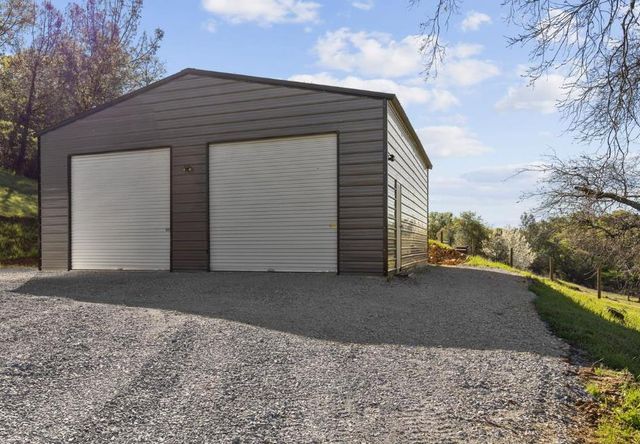 13399 Bell Brook Dr, Auburn, CA 95602