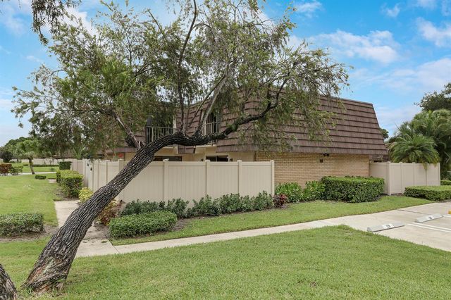 7126 71st Way, West Palm Beach, FL 33407