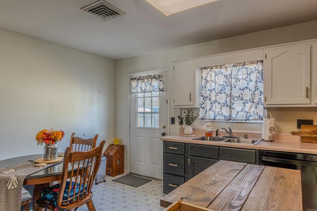 2903 Brookside Circle, Paragould, AR 72450