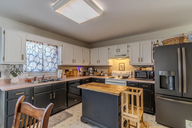 2903 Brookside Circle, Paragould, AR 72450