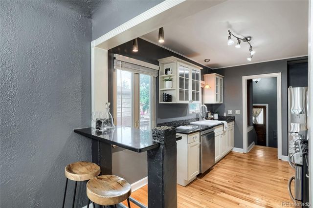 2922 W 39th Avenue, Denver, CO 80211