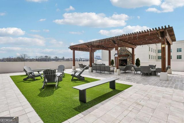 270 17th Street NW 703, Atlanta, GA 30363