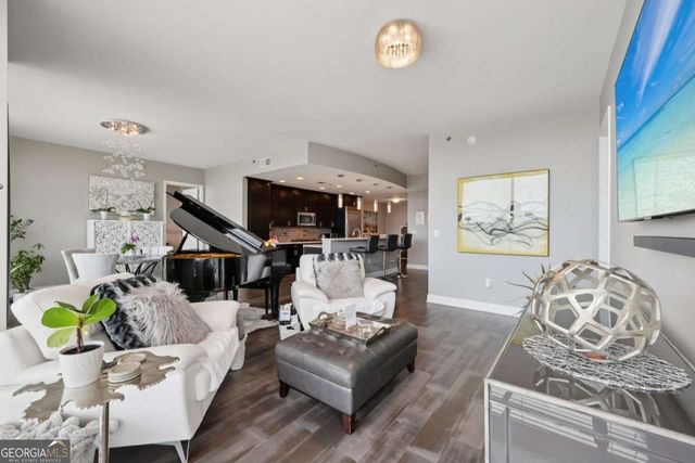 270 17th Street NW 703, Atlanta, GA 30363