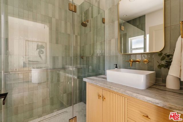 5111 Randall Street, Los Angeles, CA 90230