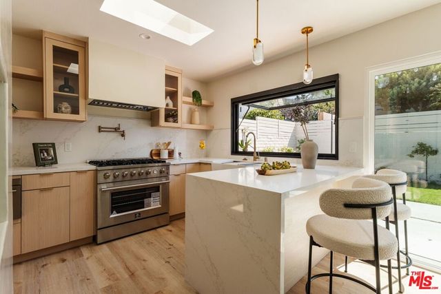5111 Randall Street, Los Angeles, CA 90230