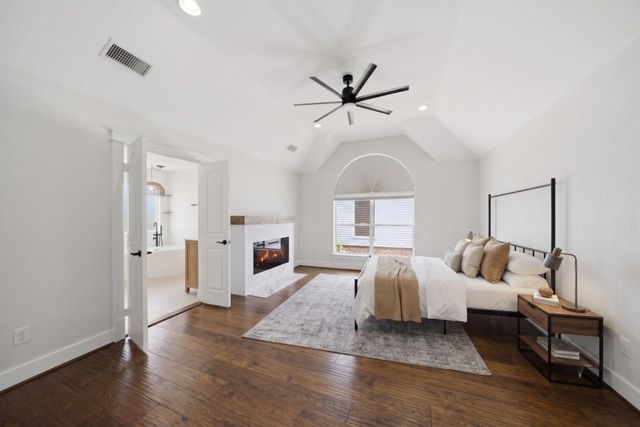 1328 W 23rd Street A, Houston, TX 77008