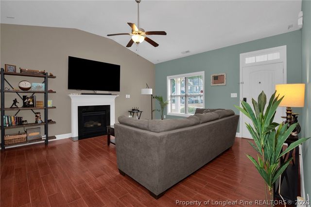 170 Snipe Court, Raeford, NC 28376