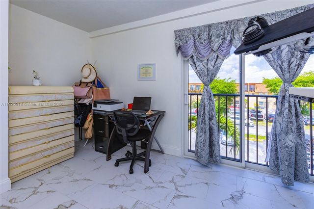 245 NW 109th Ave 209, Miami, FL 33172