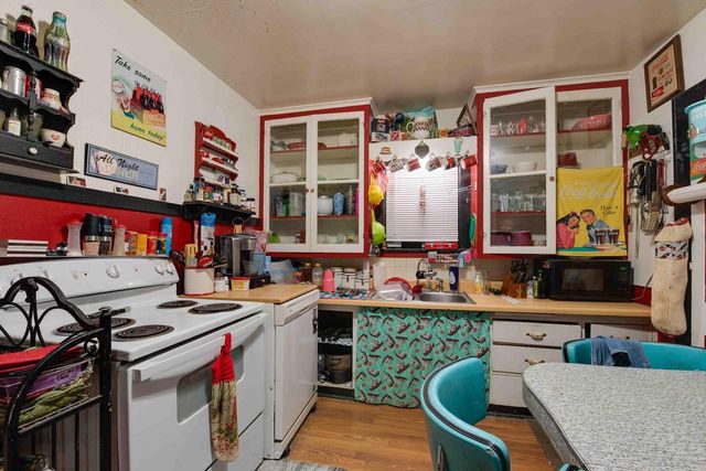 4310 21st AVENUE, Kenosha, WI 53140