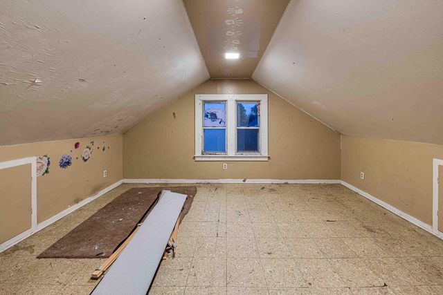 4310 21st AVENUE, Kenosha, WI 53140