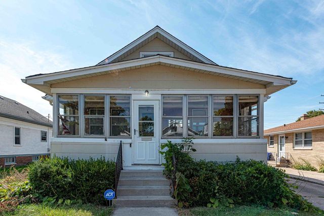 4310 21st AVENUE, Kenosha, WI 53140