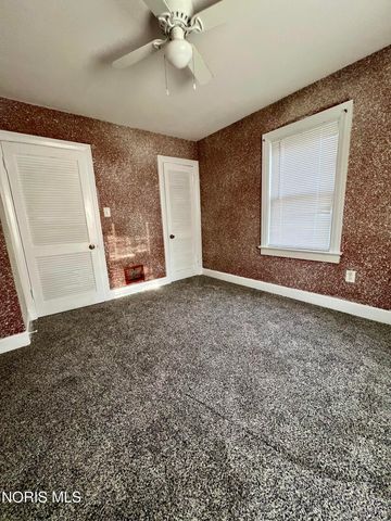 545 Woodsdale Avenue, Toledo, OH 43609