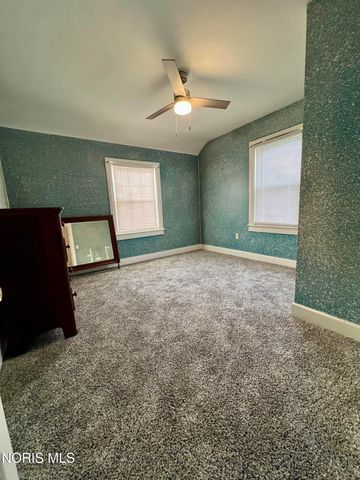 545 Woodsdale Avenue, Toledo, OH 43609