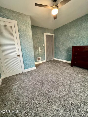 545 Woodsdale Avenue, Toledo, OH 43609
